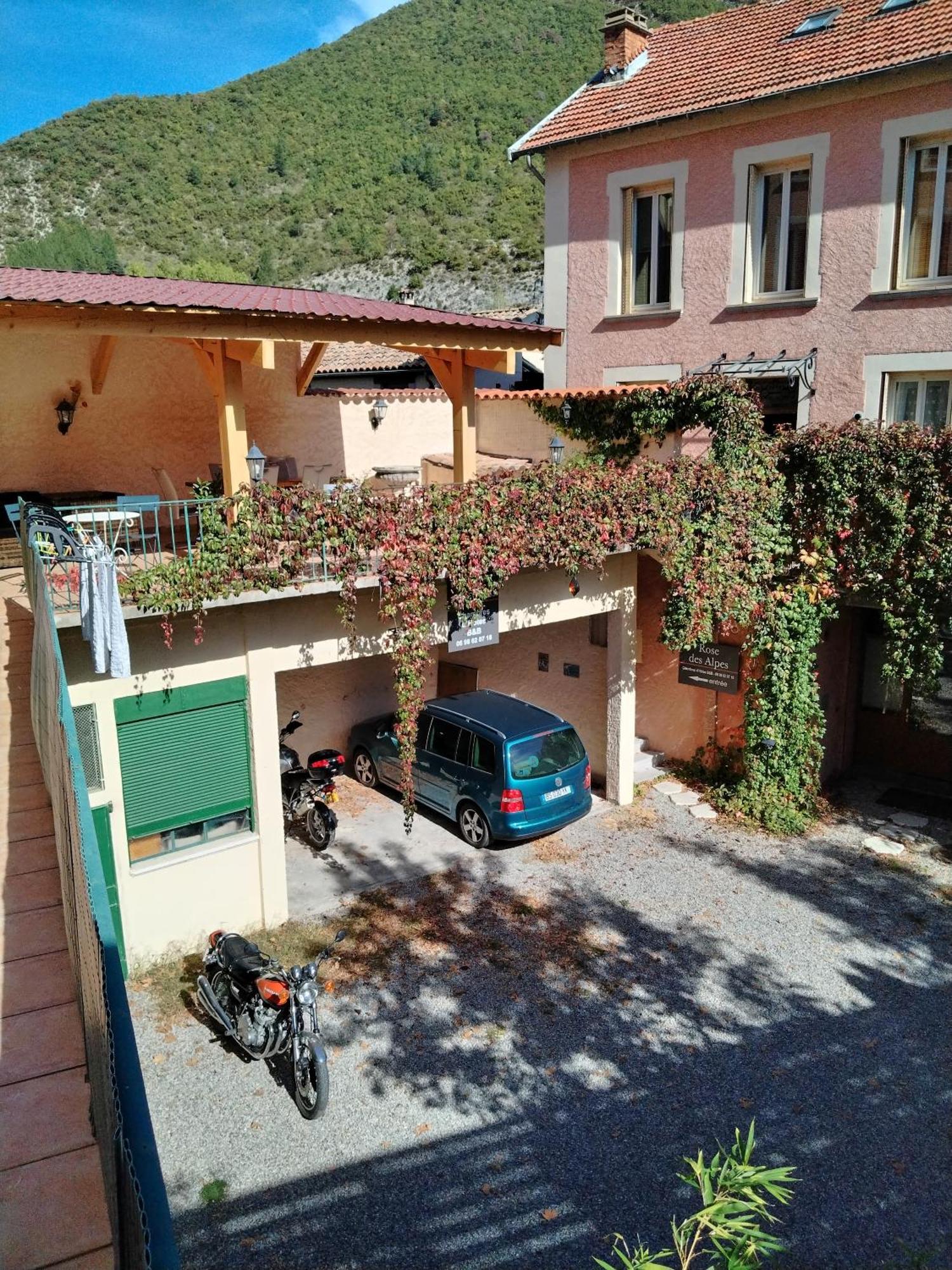 Bed and Breakfast Rose Des Alpes Serres  Exterior foto